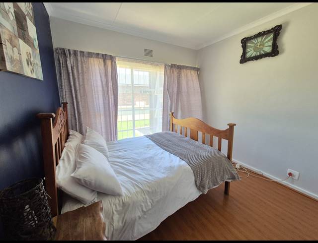 4 BEDROOM HOUSE FOR SALE IN VANDERBIJLPARK SE 2